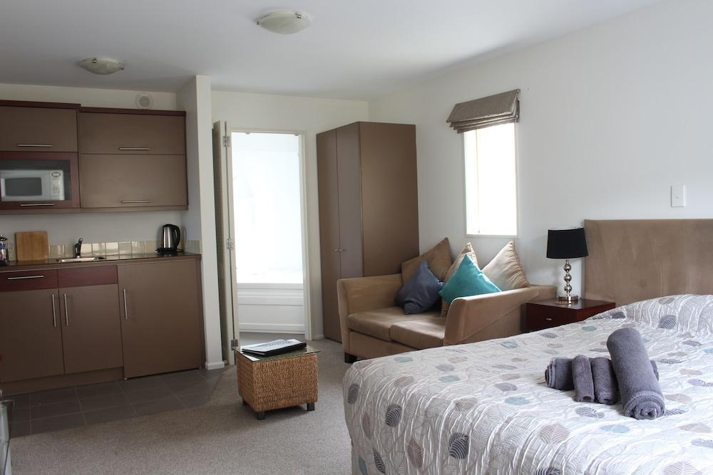 Tresori Motor Lodge Akaroa Buitenkant foto